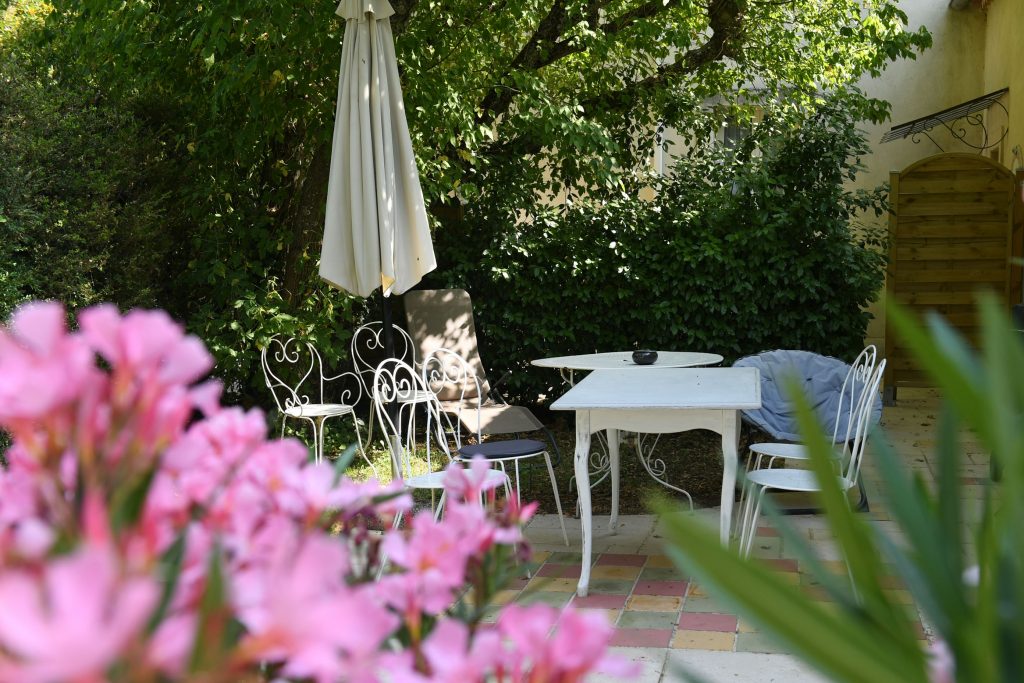 Sous l'ombre_Extérieur